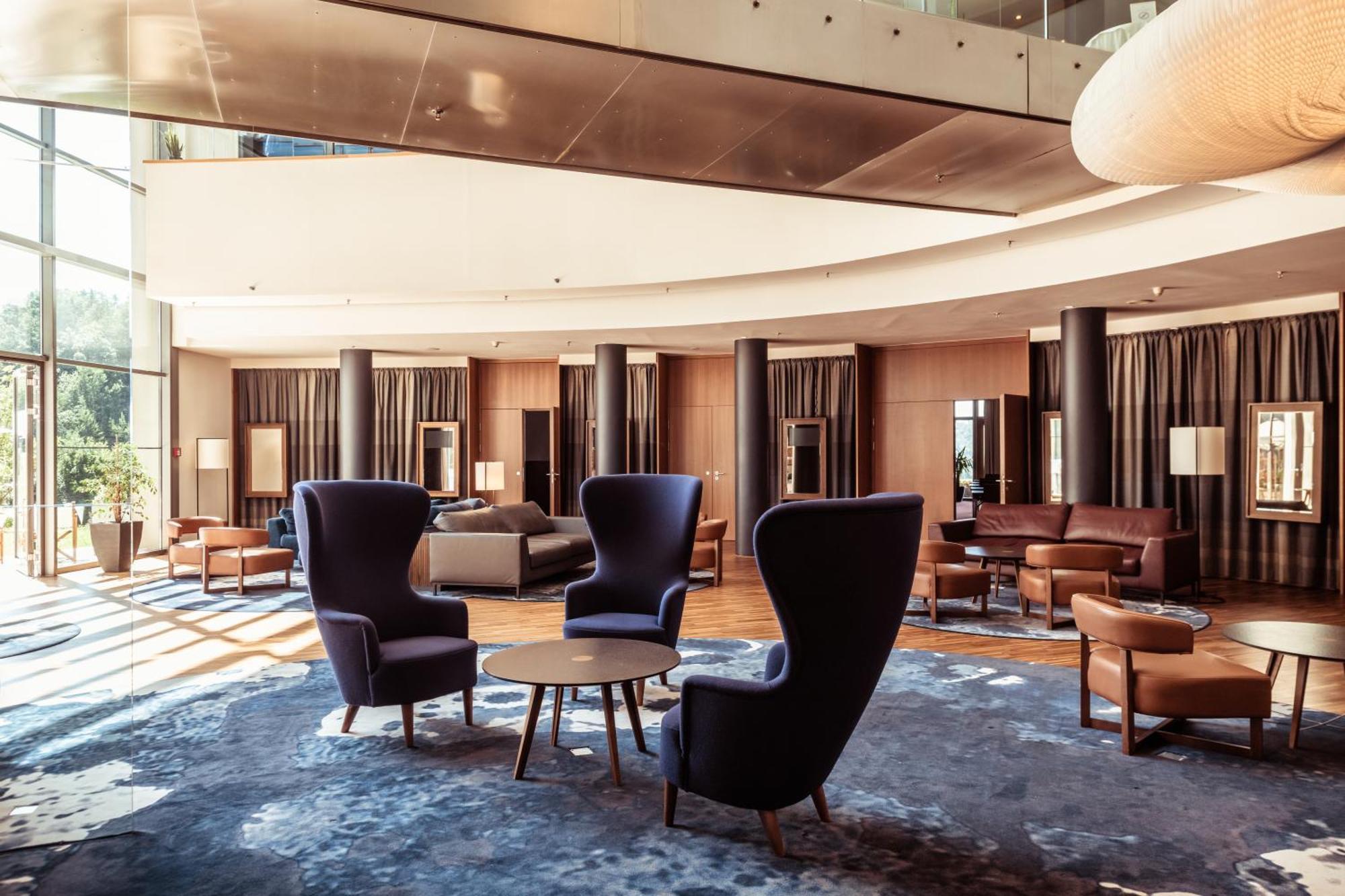 Falkensteiner Balance Resort Stegersbach - Adults Only 외부 사진 The lobby of the hotel