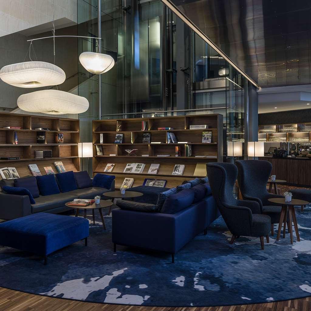 Falkensteiner Balance Resort Stegersbach - Adults Only 시설 사진 The lounge at the airport