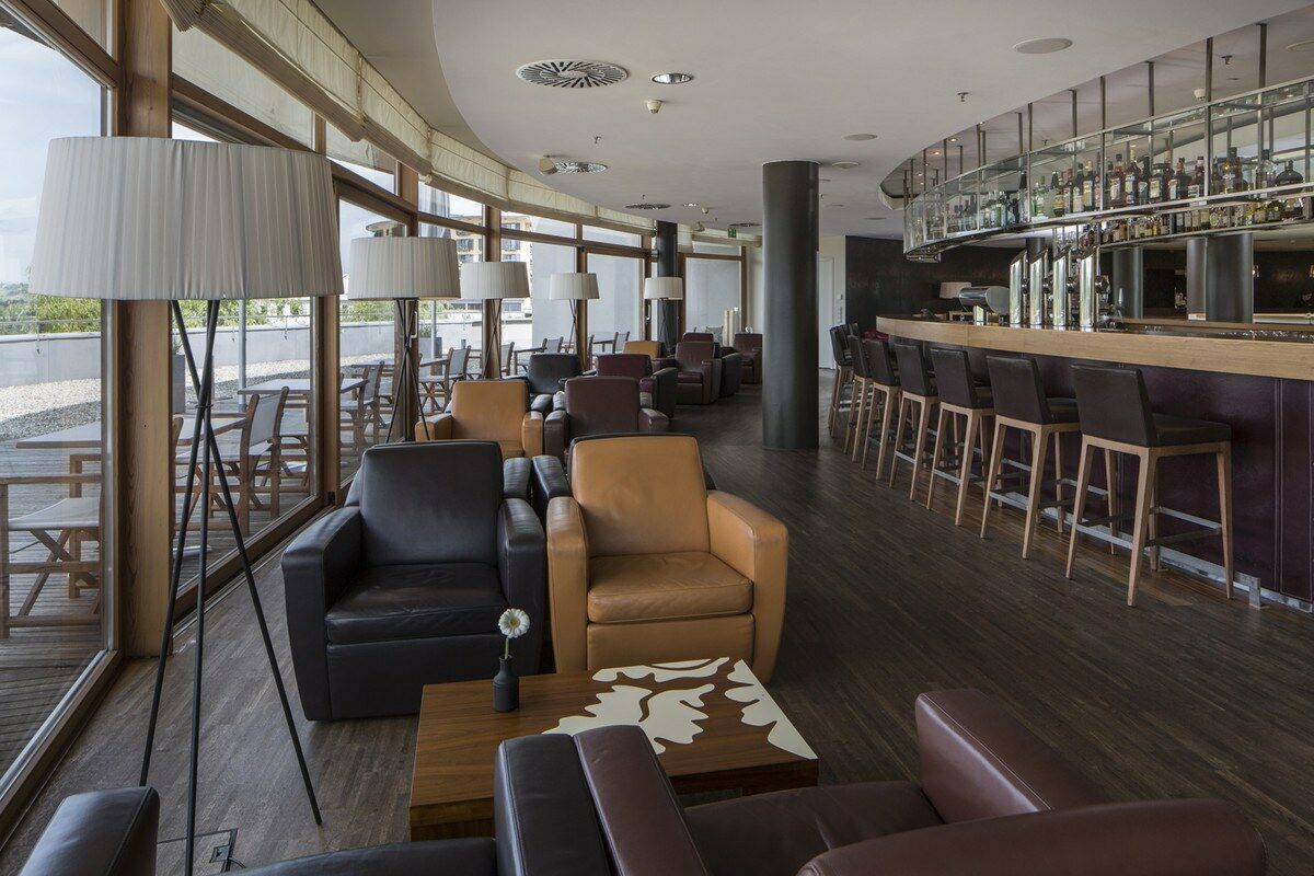 Falkensteiner Balance Resort Stegersbach - Adults Only 외부 사진 The lounge at the airport